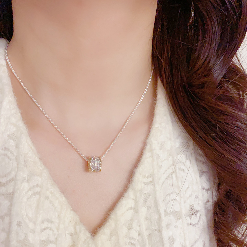 Collar Redondo De Cobre Y Diamantes