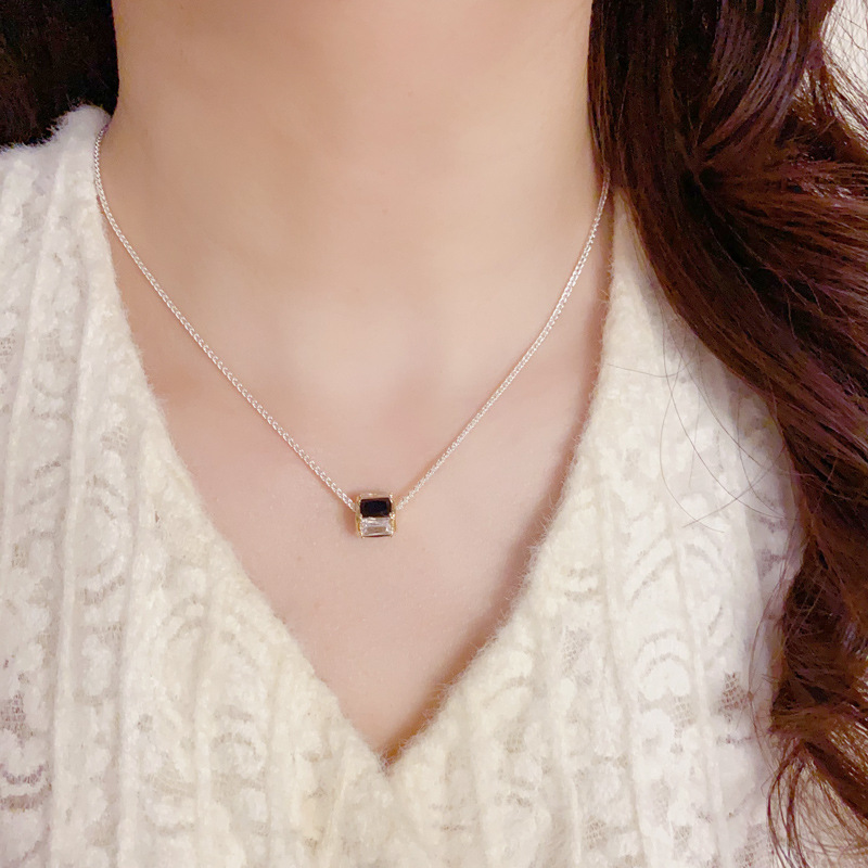 Collar Redondo De Cobre Y Diamantes