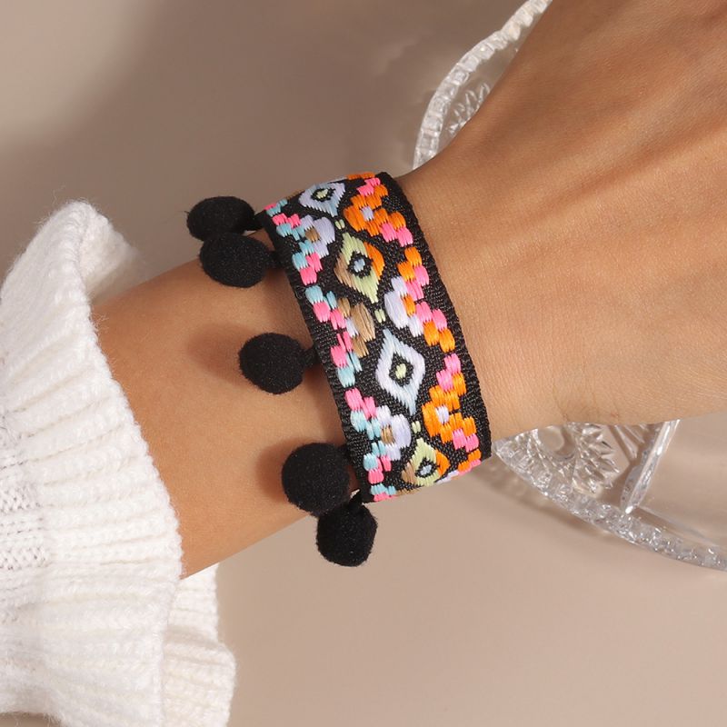 Pulsera De Tela Con Ojos