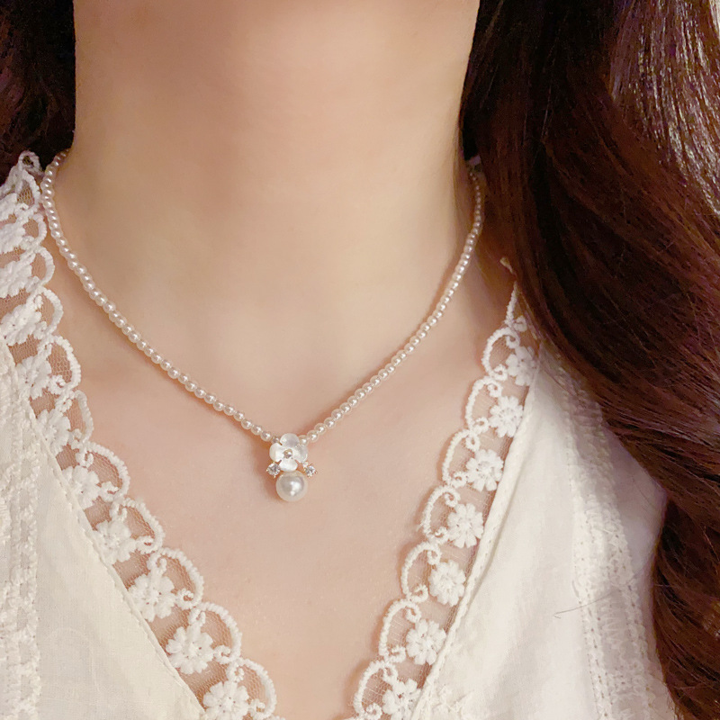 Collar De Flores Con Cuentas De Perlas