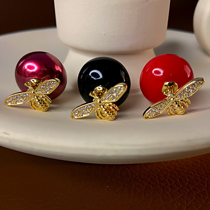 Pendientes Redondos De Abeja Con Diamantes De Cobre
