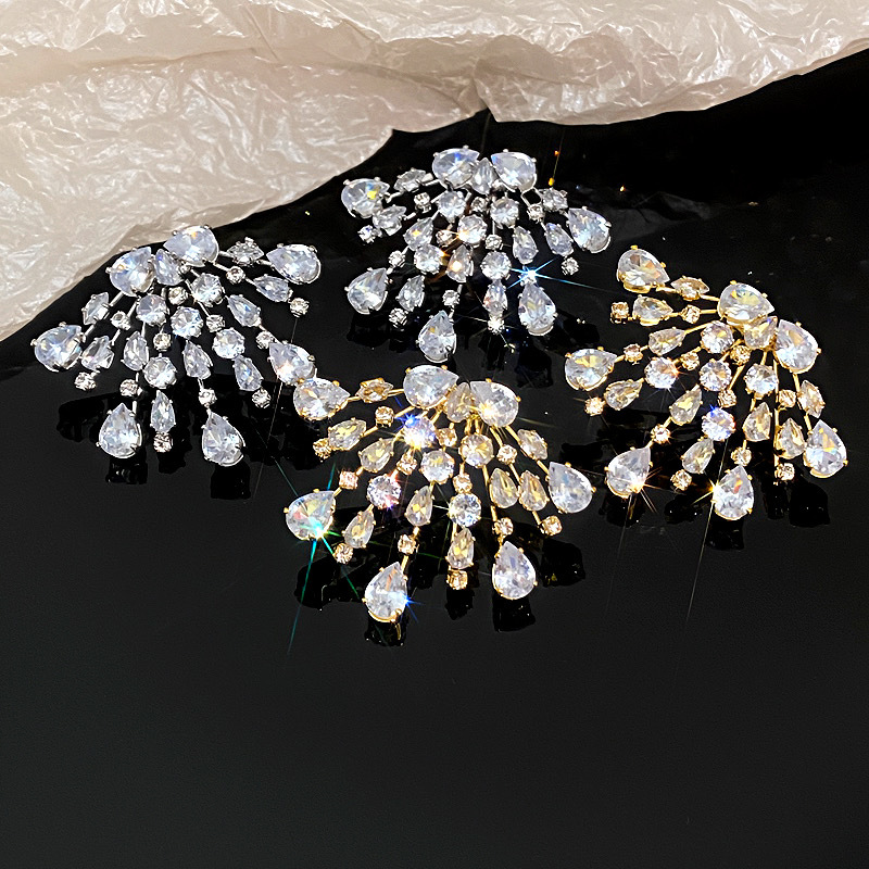 Pendientes De Cobre Con Diamantes Y Fuegos Artificiales