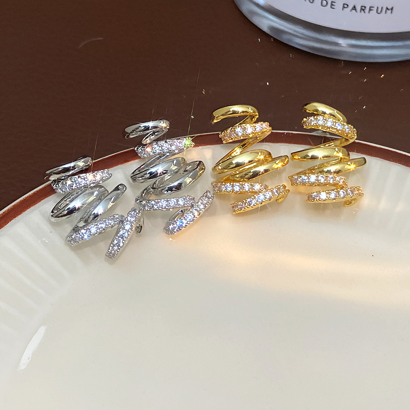 Pendientes De Rosca De Cobre Y Diamantes