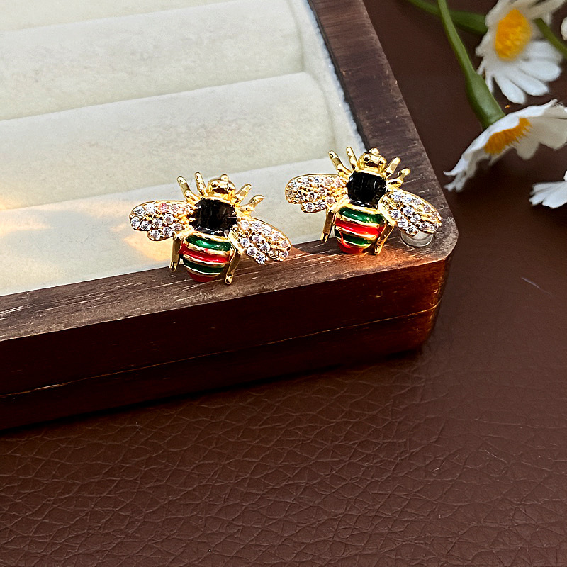 Pendientes De Abeja De Cobre Y Diamantes
