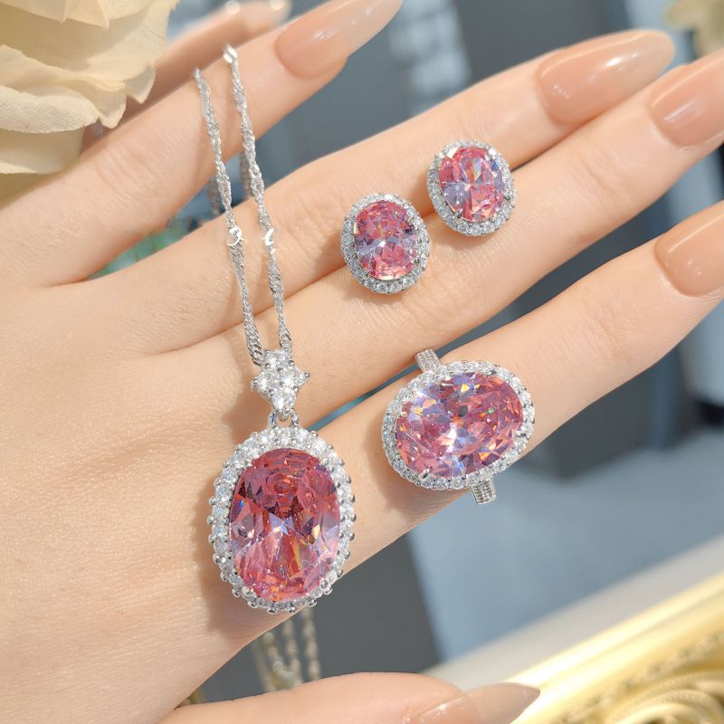 Pendientes Ovalados De Cobre Con Diamantes