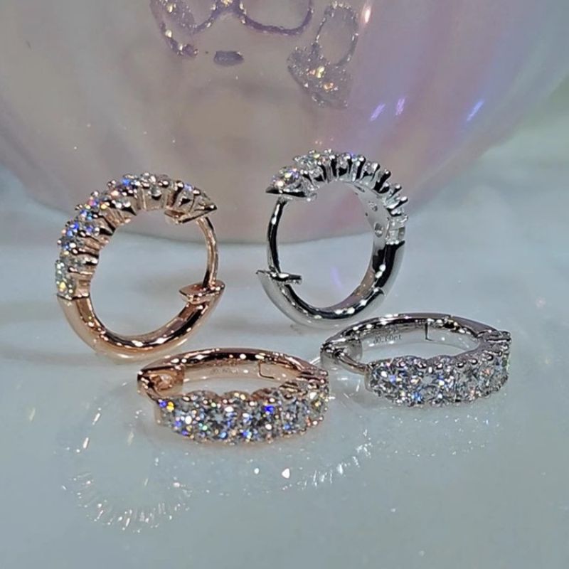 Pendientes Redondos De Cobre Y Diamantes