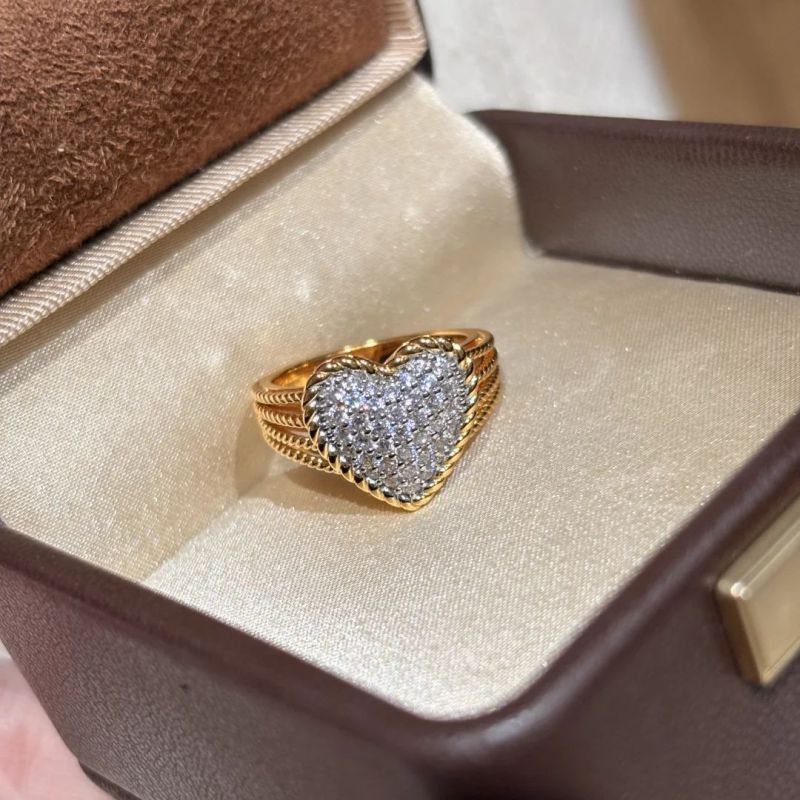 Anillo De Corazón De Cobre Y Diamantes