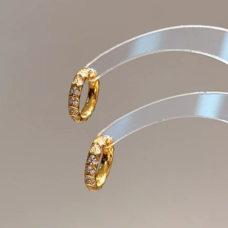 Pendientes Redondos De Cobre Y Diamantes