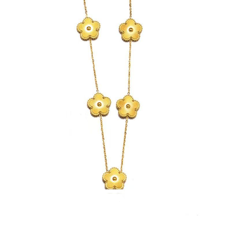 Conjunto De Collar Pulsera Y Pendientes Con Flores De Acero De Titanio.