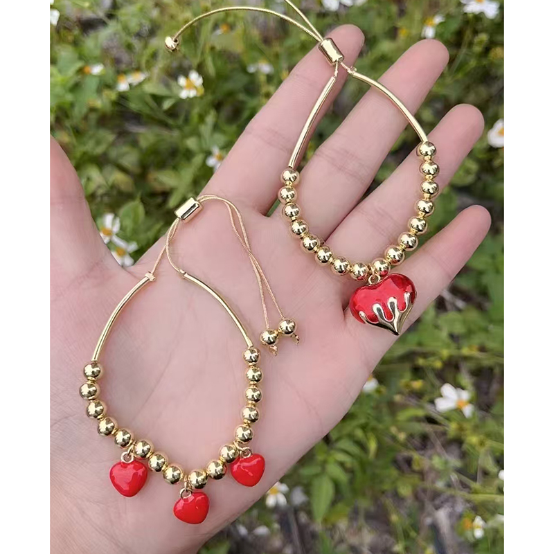 Pulsera De Corazón Con Cuentas De Cobre Bañadas En Oro