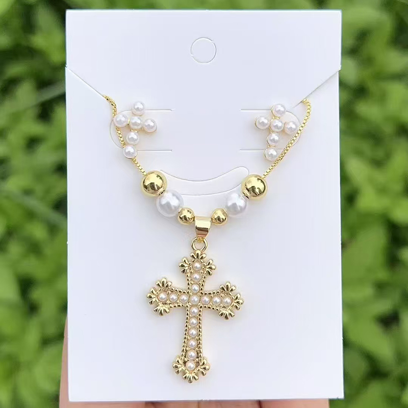 Conjunto De Collar Y Pendientes Con Cruz De Perla De Cobre