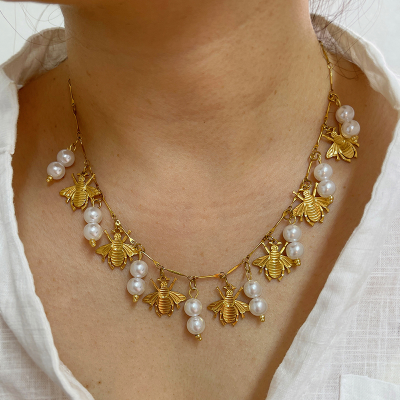 Gold Titanium Steel Bee Pearl Necklace (8mm)