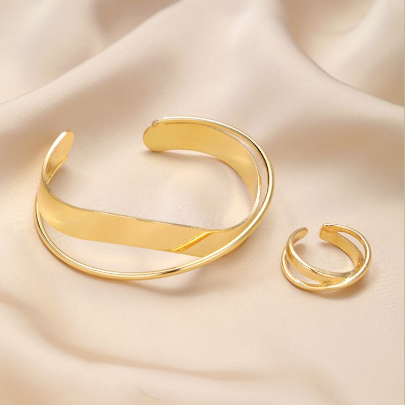 Conjunto De Pulsera Y Anillo Con Cruz Geométrica De Aleación