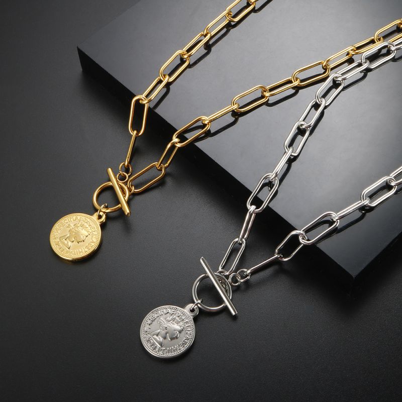 Collar Con Medalla De Retrato De Acero De Titanio