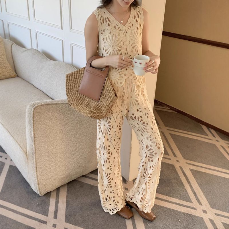Apricot Trouser Suit Hollow Knit Vest And Trousers Set