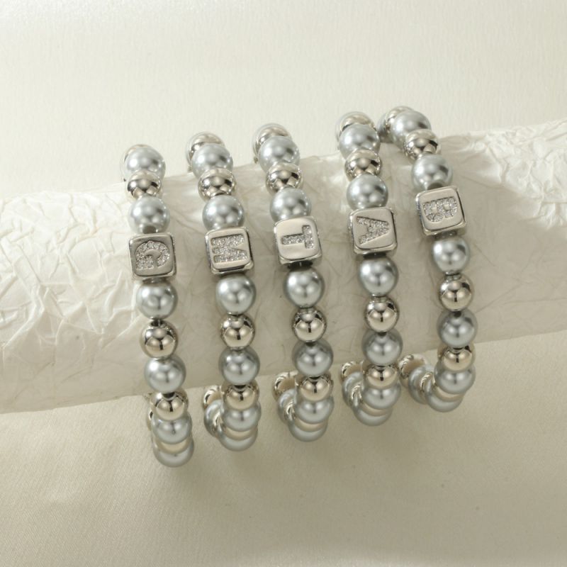 Pulsera De 26 Letras Con Diamantes Y Cuentas Redondas De Perla