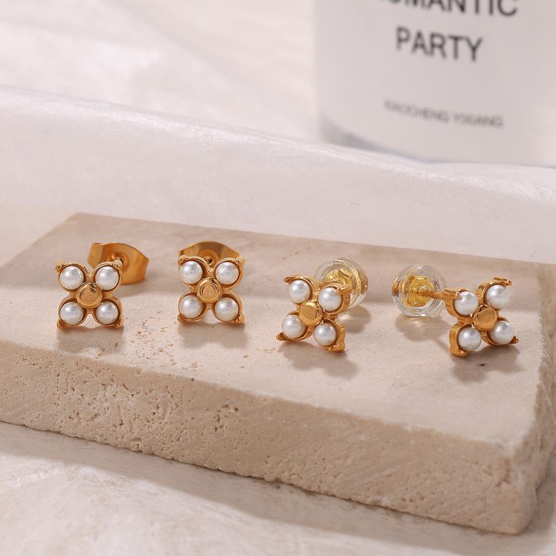 Pendientes De Mariposa De Metal Con Diamantes