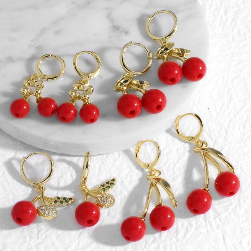 Pendientes De Aro Con Forma De Cereza De Cobre Bañados En Oro