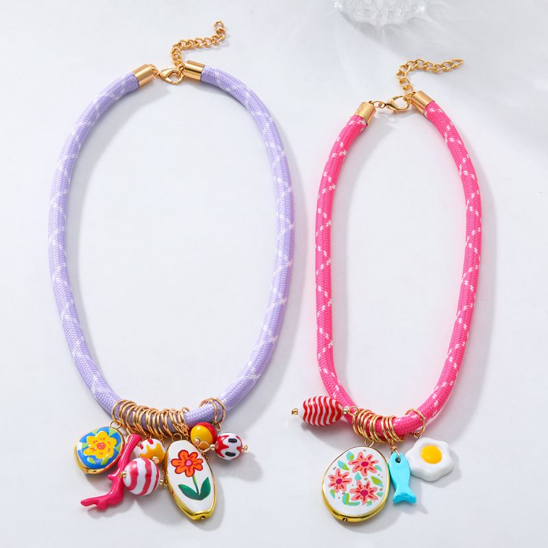 Collar De Doble Capa Con Múltiples Colgantes Geométricos Y Estampado De Aleación