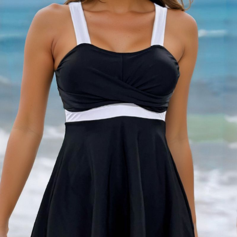 Traje De Baño De Dos Piezas Estilo Falda De Nailon