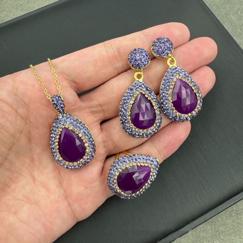 Conjunto De Collar Pendientes Y Anillo De Piedra Natural En Forma De Lágrima
