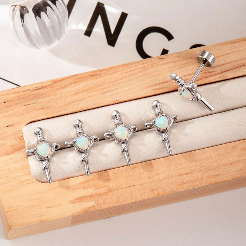 Pendientes De Cruz De Acero Y Titanio Con Ópalo En Forma De Corazón