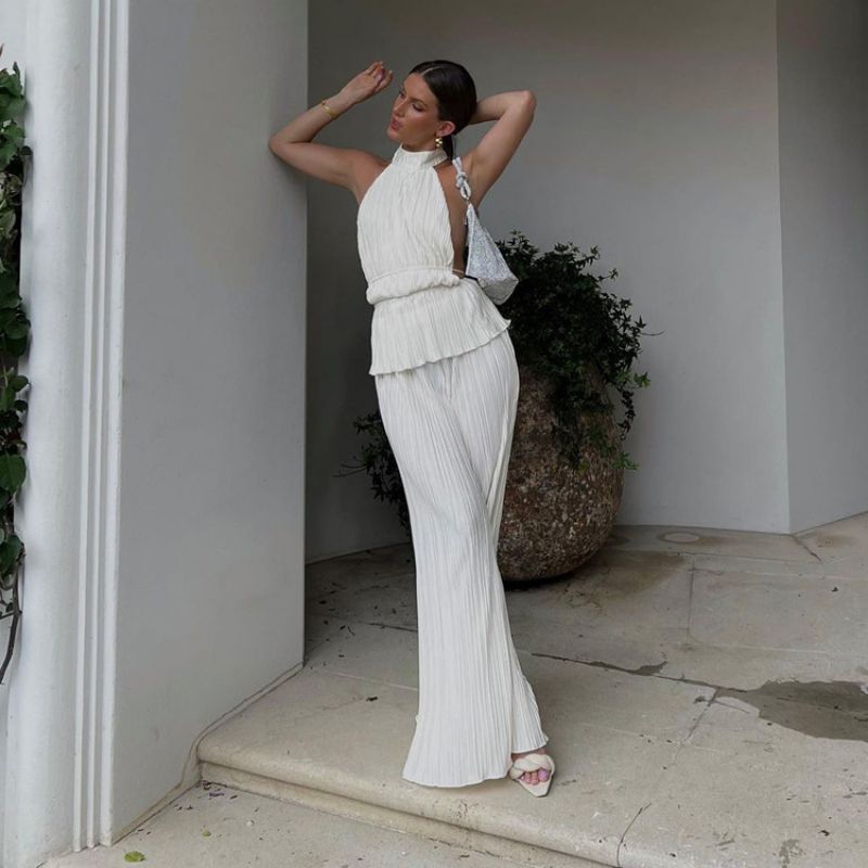 Traje De Pantalón Ancho De Cintura Alta Plisado Con Chaleco Sin Mangas Y Cuello Halter