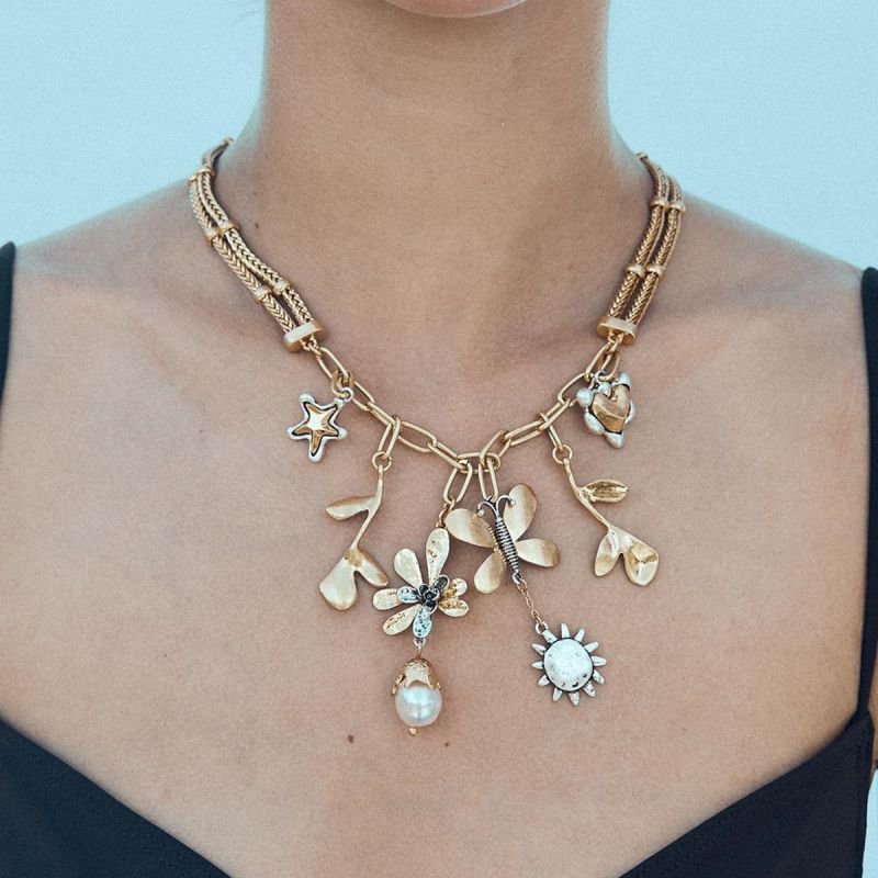 Collar Con Colgante De Corazón De Estrella De Cinco Puntas Y Flor De Aleación