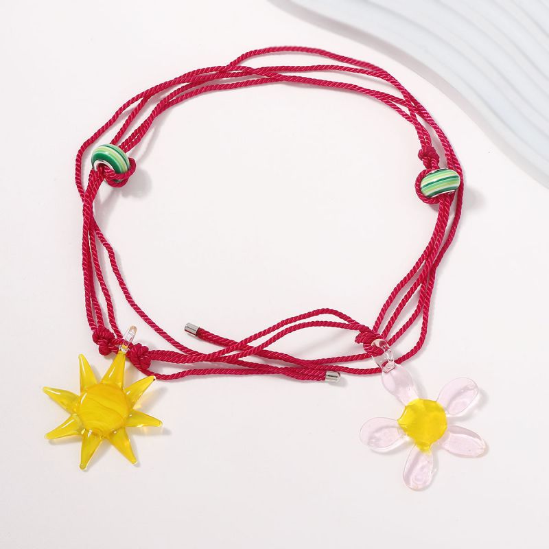 Collar Tejido Con Flores De Resina