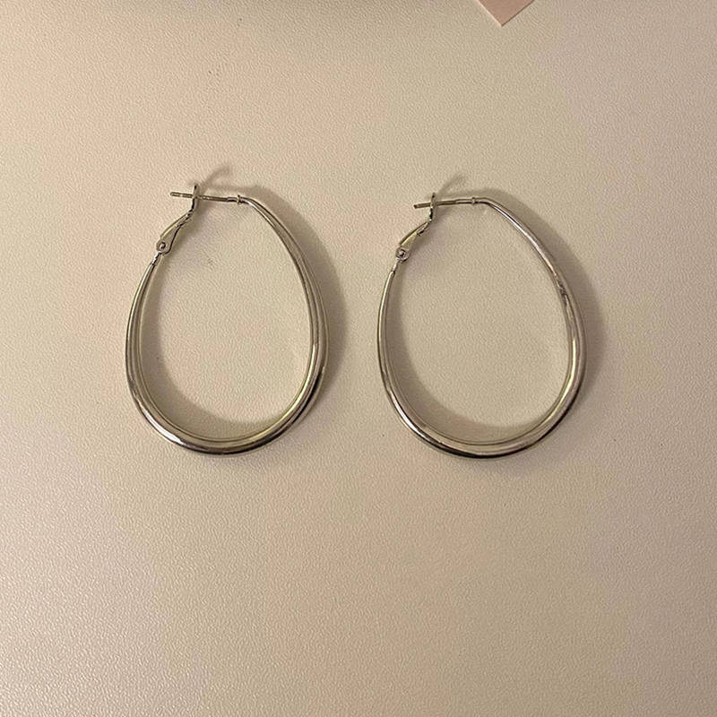 Pendientes Ovalados De Plata