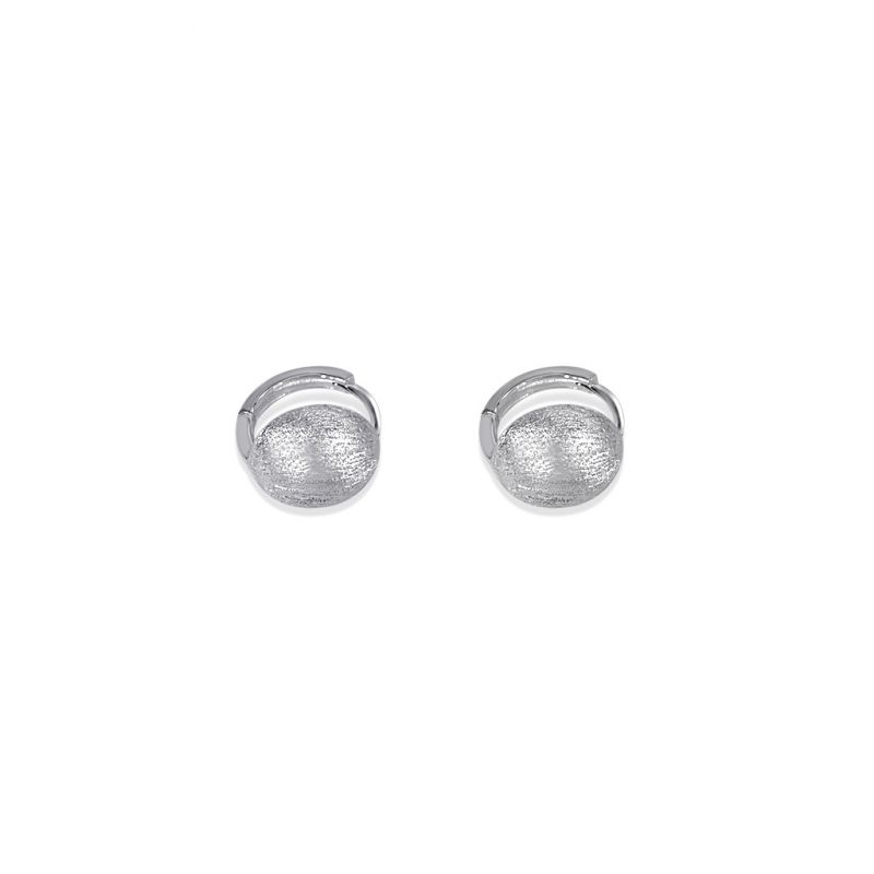 Pendientes De Bolas Cepilladas De Plata