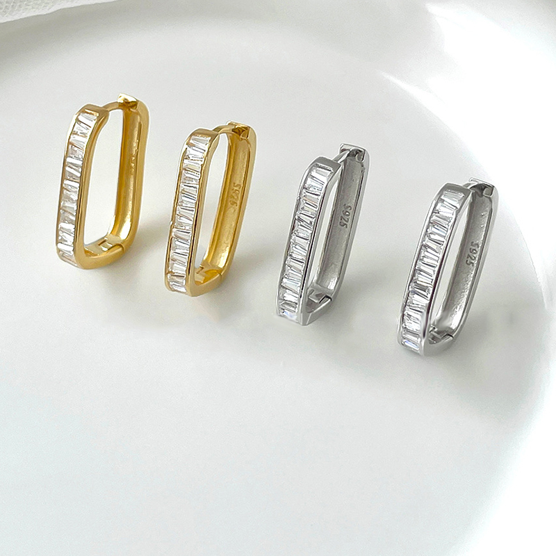 Pendientes De Aro De Plata Con Diamantes Cuadrados