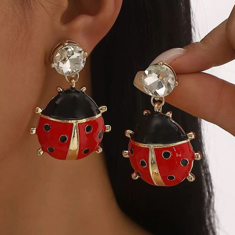 Strawberry Alloy Pearl Strawberry Hoop Earrings