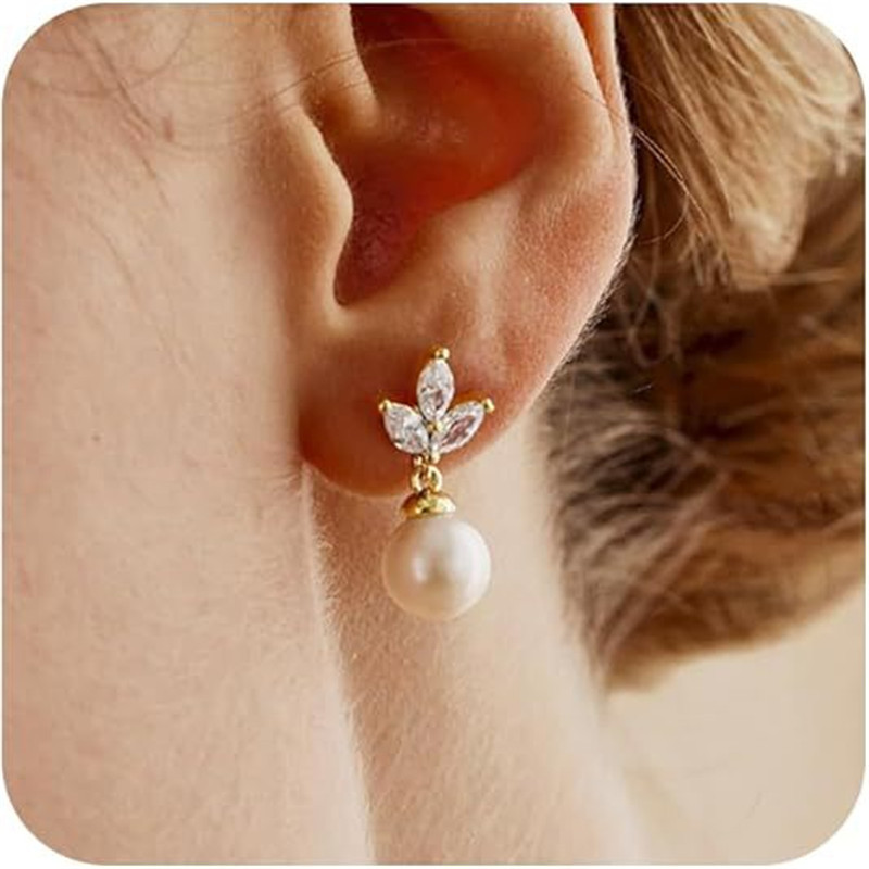 Pendientes De Perlas De Metal Y Diamantes