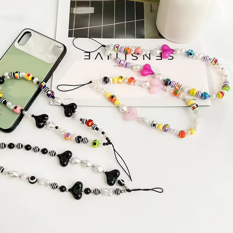 Cadena Para Teléfono Con Forma De Corazón Y Cuentas De Resina