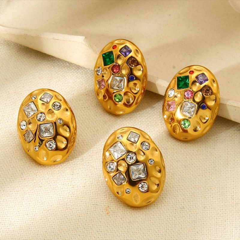 Pendientes Ovalados De Acero Inoxidable Con Diamantes.