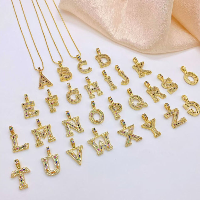 Colgante De Cobre Con Diamantes Y 26 Letras (sin Cadena)