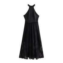 Vestido De Encaje Con Cuello Halter De Malla