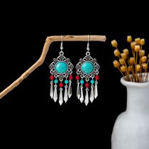 Pendientes De Aleación Con Borlas Geométricas De Color Turquesa.