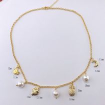 Collar Geométrico De Cobre Con Fresas Y Perlas